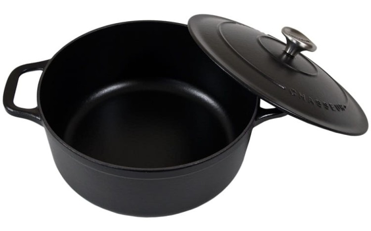 garnek_chasseur_sublime_okragly_czern_4.jpg