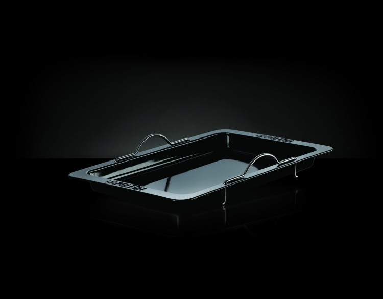 56055-RoastingPan-OnBlack.jpg