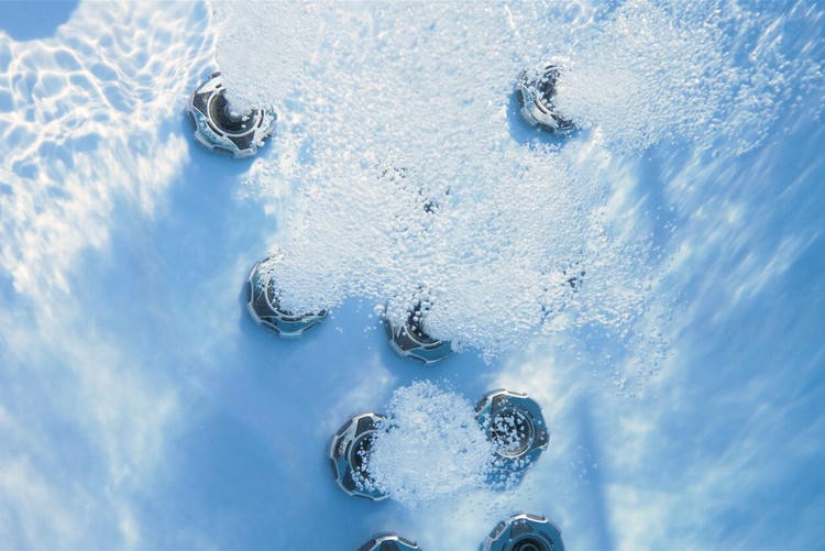 1356_Nordic_Hot_tubs_leisurecraft_europe_Jubilee_luxury_model_massage_jets.821cd08a48c452fe20f617eb1d161ed0.jpg