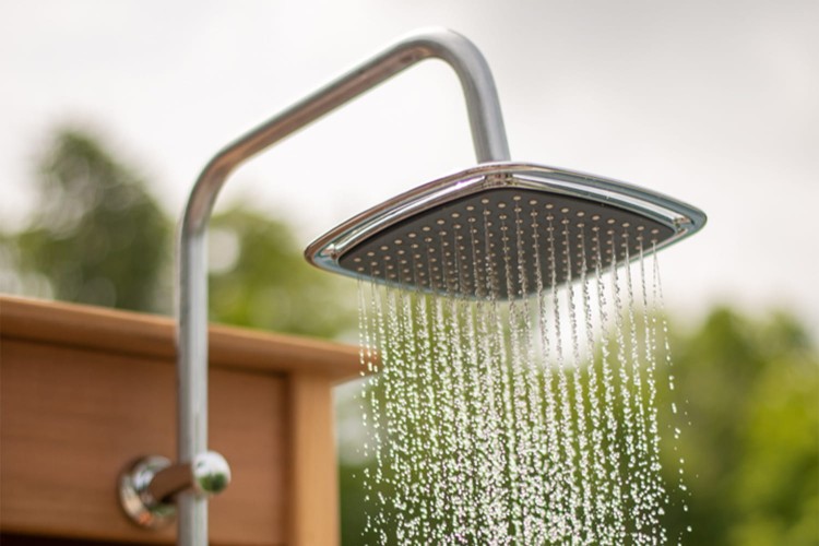 254_Dundalk_leisurecraft_europe_Red_Cedar_sunlight_shower_easy_move_around.jpg