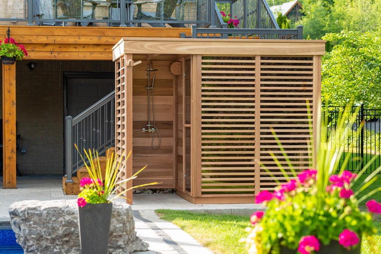 79_Leisurecraft_Europe_Dundalk_pure_cube_outdoor_saunas_red_cedar.d00f4c71ca45f7a09ae63faea7ac251a.jpg