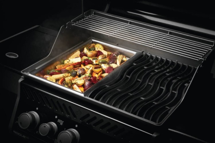 56068-Web-Gallery-02-56068-Stainless-Steel-Topper-InUse.jpg