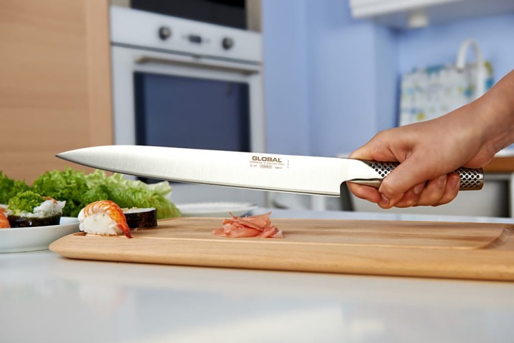 pol_pl_Noz-do-plastrowania-Sashimi-Yo-25-cm-Global-G-47-440_2.jpg
