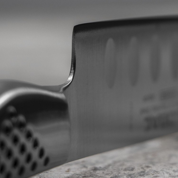 pol_pl_Noz-Mini-Santoku-11-cm-zlobiony-Global-GS-57-2752_2.jpg