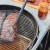 Grill węglowy Performer Premium 57 cm grille-bielsko.pl 7.jpg