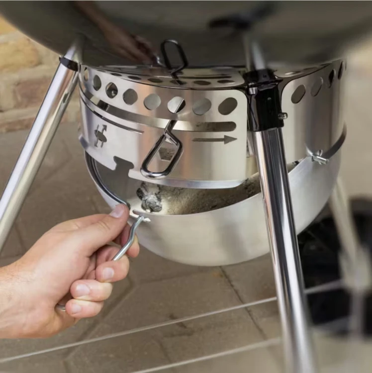 Grill węglowy Original Kettle Premium 57 cm www.grille-bielsko.pl 4.jpg