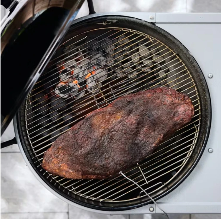 5 Inteligentny grill węglowy Performer Premium 57 cm.jpg
