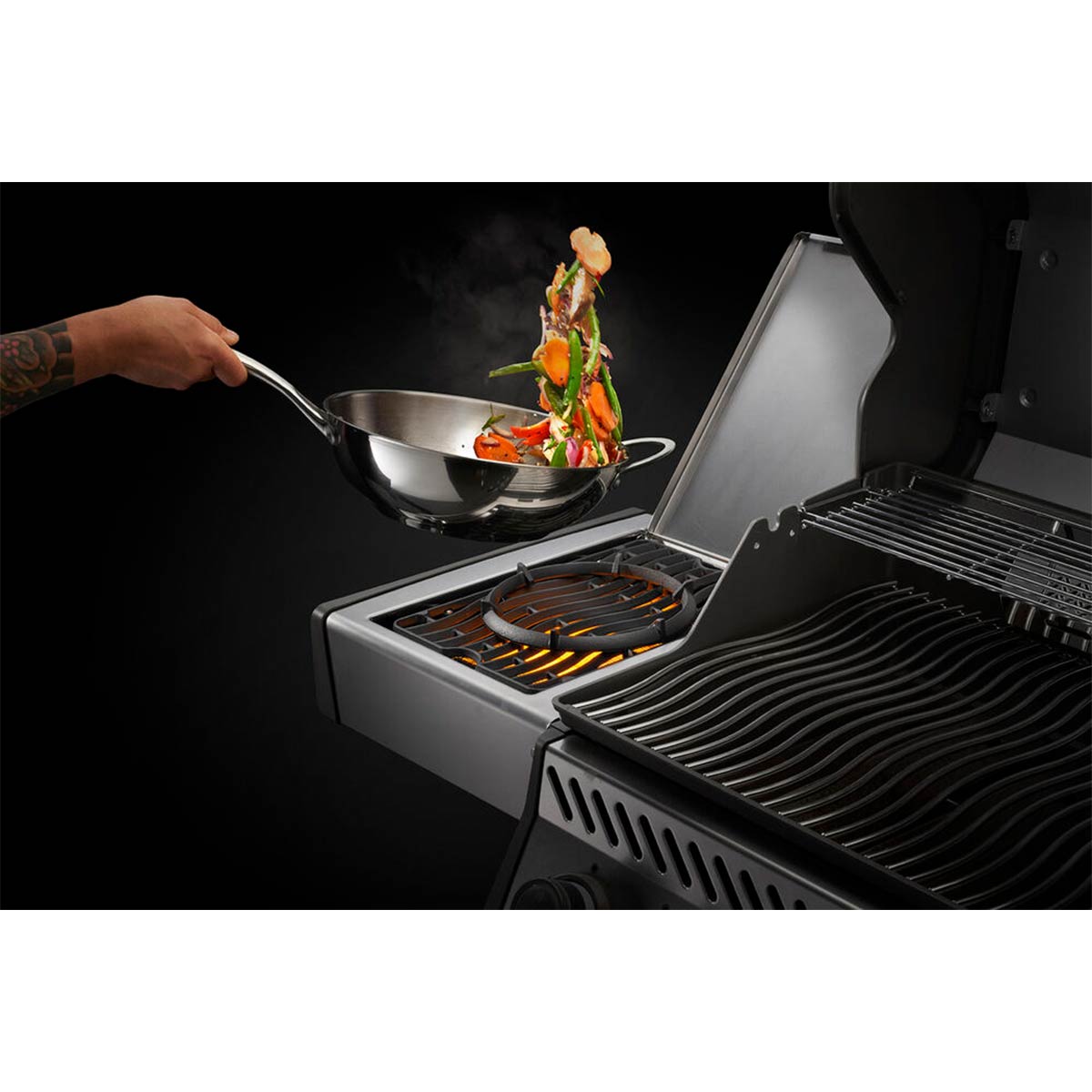 70128-Nap-Wokring-f-r-SIZZLE-ZONE-664425.jpg